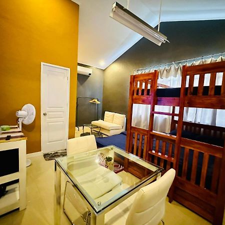 Balmano Place Bed and Breakfast Tagaytay City Buitenkant foto