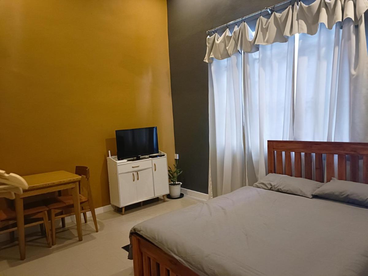 Balmano Place Bed and Breakfast Tagaytay City Buitenkant foto