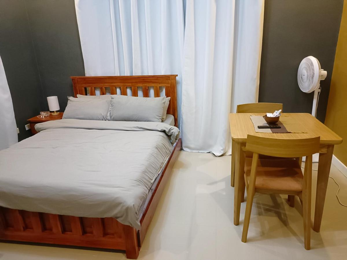 Balmano Place Bed and Breakfast Tagaytay City Buitenkant foto